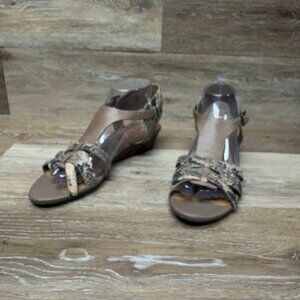 Clarks Artisan Snakeskin/Tan Leather Wedge Sandals Women's Size 8